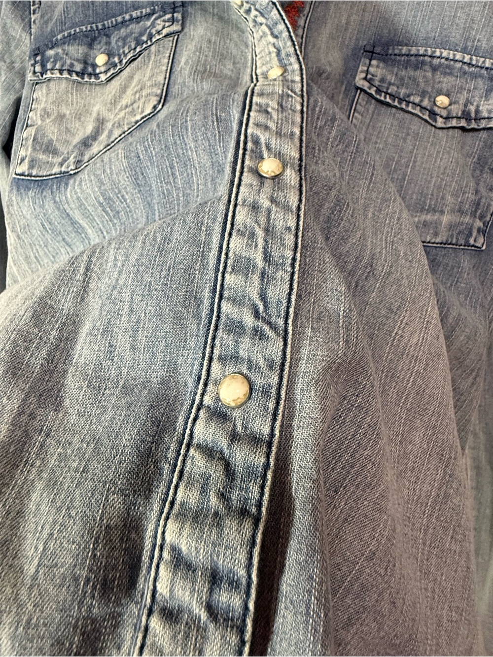 Vintage Blanc NYC Light Blue Denim Jacket with Multicolor Embroidery - Picture 9 of 9